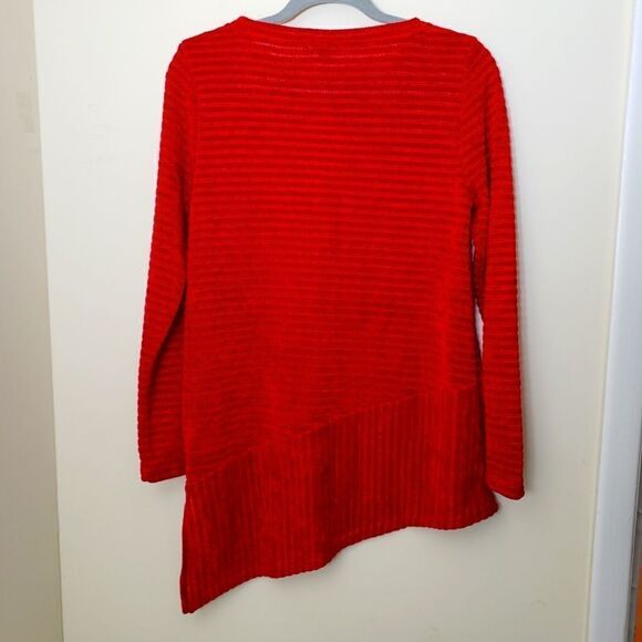 RXB RED ASYMMETRICAL SWEATER SIZE SMALL - Picture 6 of 6